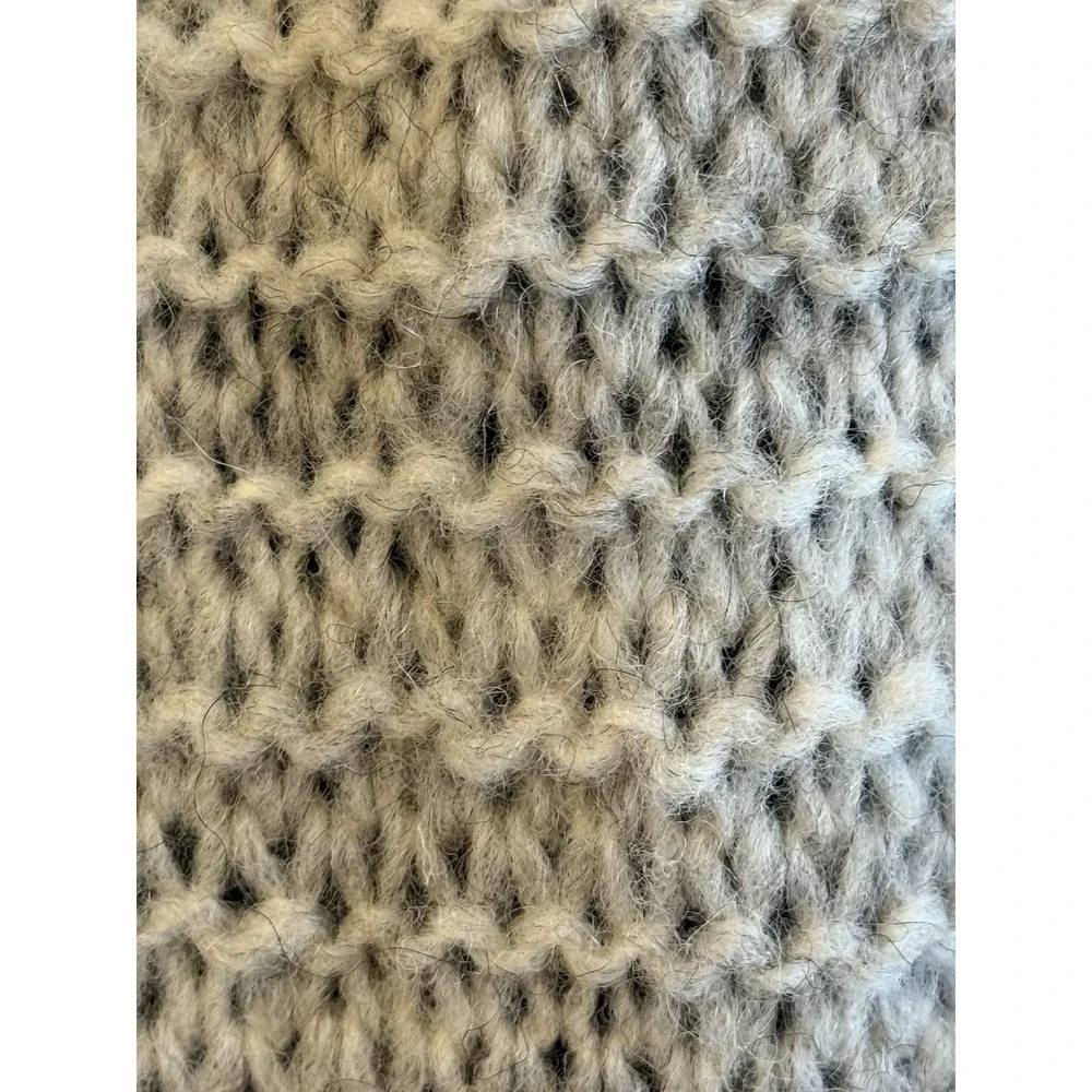 Handmade Oatmeal Beige‎ Wool Scarf Floral Accents Crochet Knit 9x78